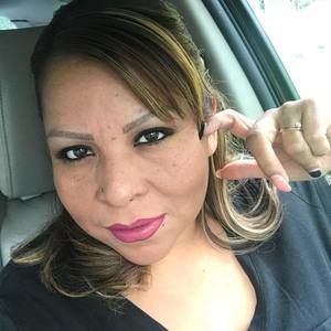 Meet your Posher, Ana lidia